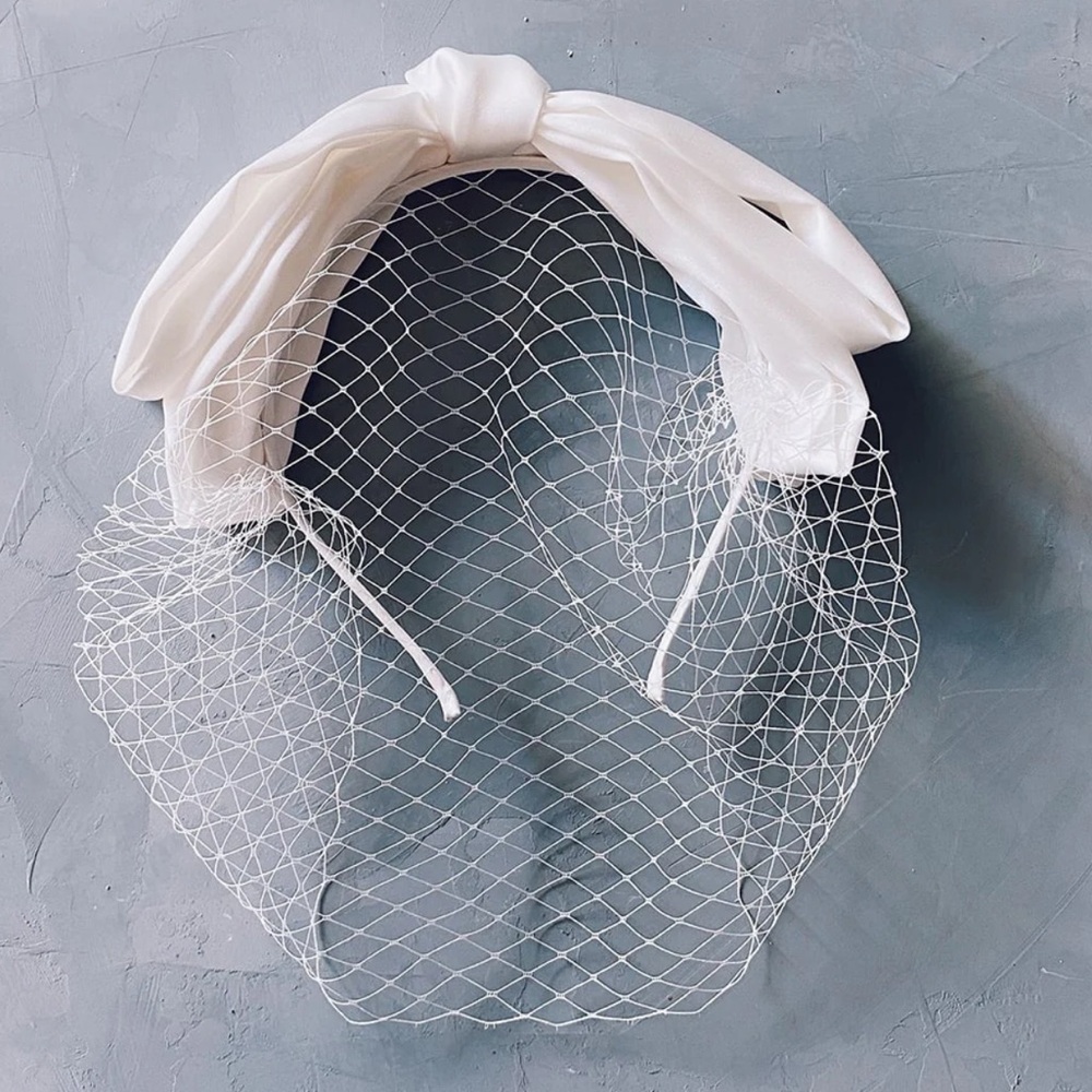 Kristin Ess Hair - The Veil Headband - Bright White